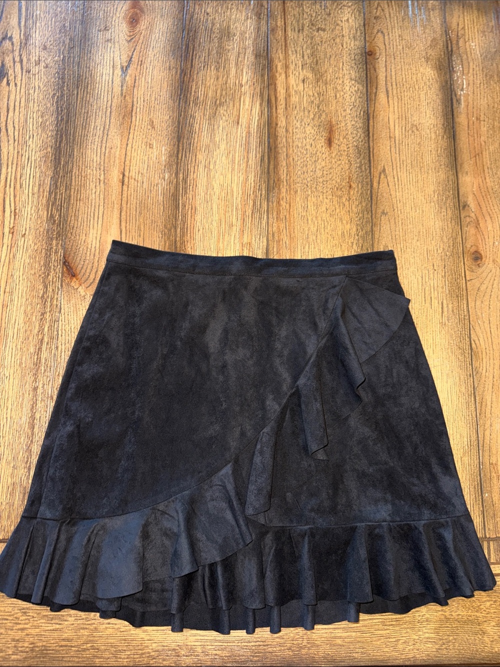 BB Dakota It’s a Vibe Black Ruffle Faux Suede Mini Skirt
